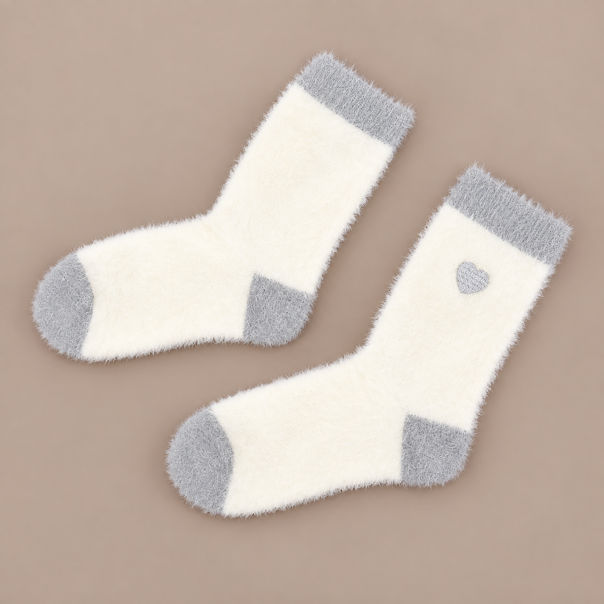 Kuschelsocken „Herz-Flausch“ 36–41 – 2 Farben – 1
