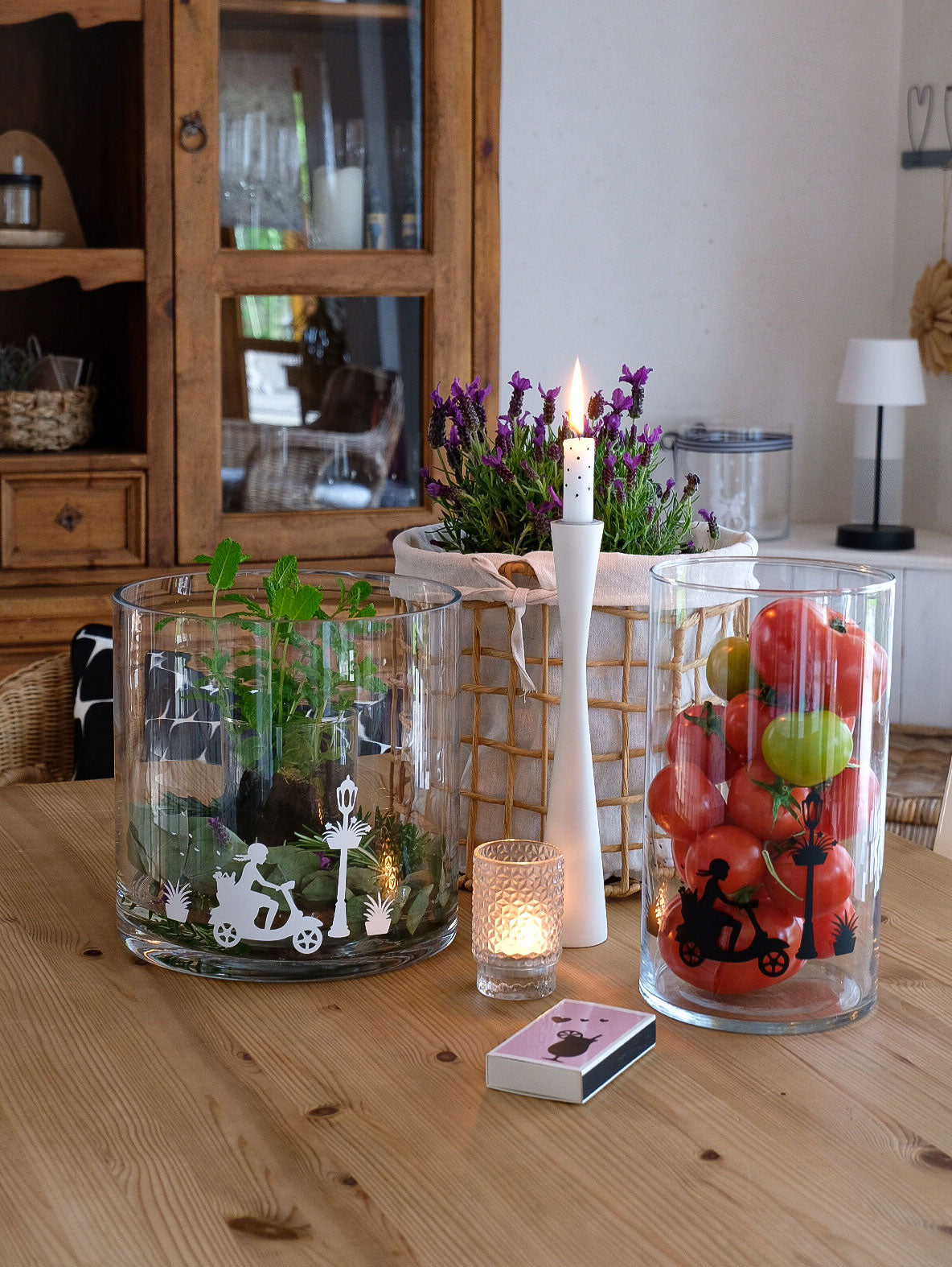 Aufkleber "Vespa-Mädchen" - Wohnen auf dem Land