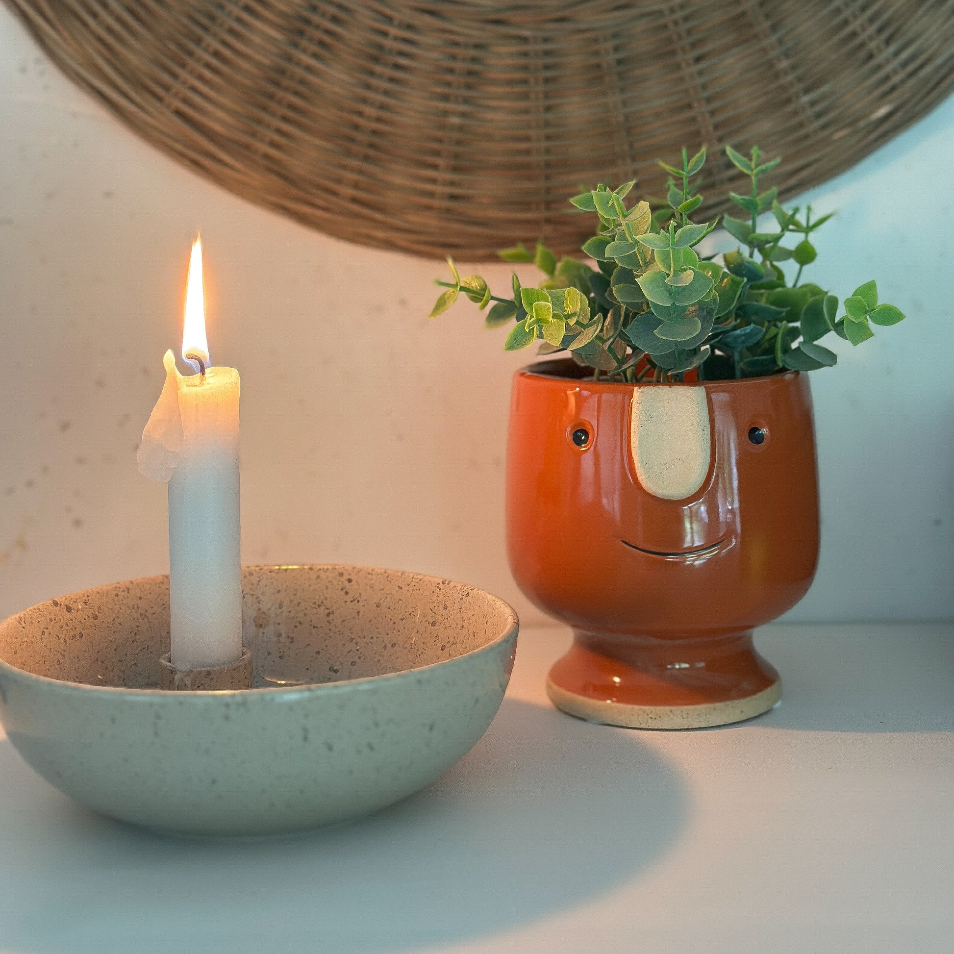 Pflanzpot Kübel "Mr. Mojo" mit Gesicht Keramik glasiert 3 Farben - Wohnen auf dem Land