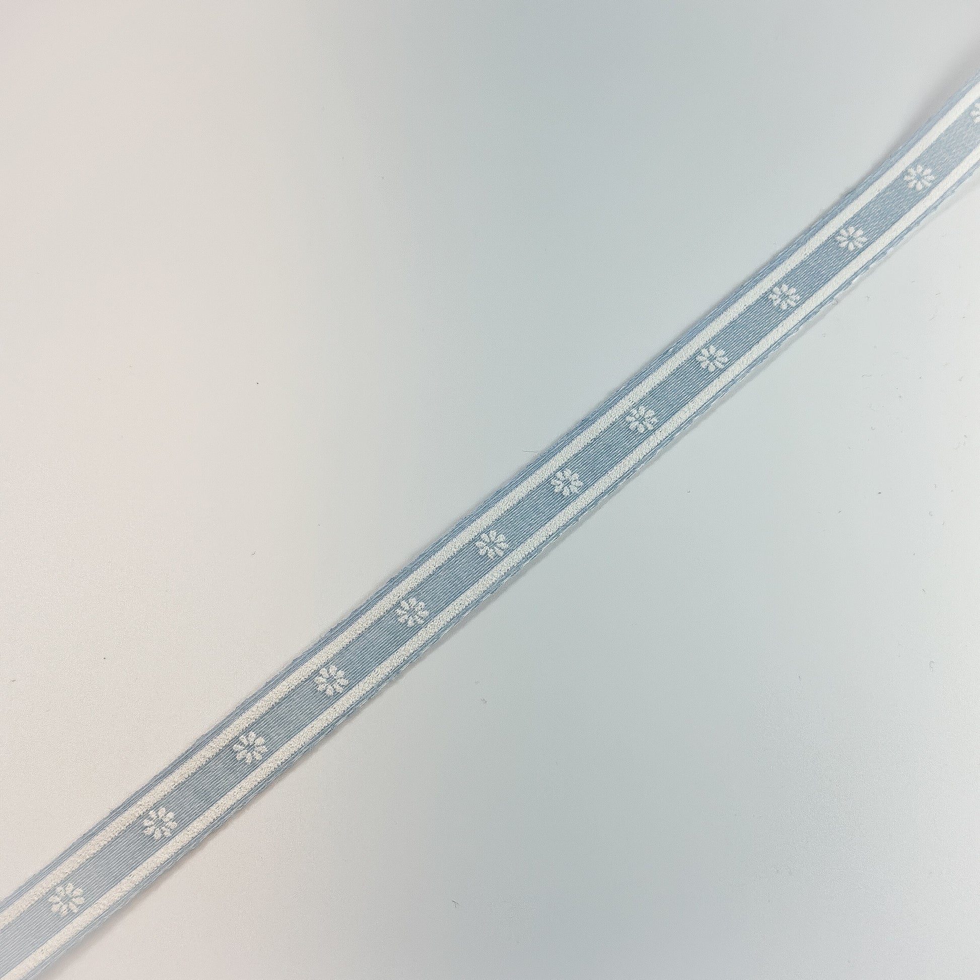 Dekoband "Blüten" Hellblau 15mm - Wohnen auf dem Land