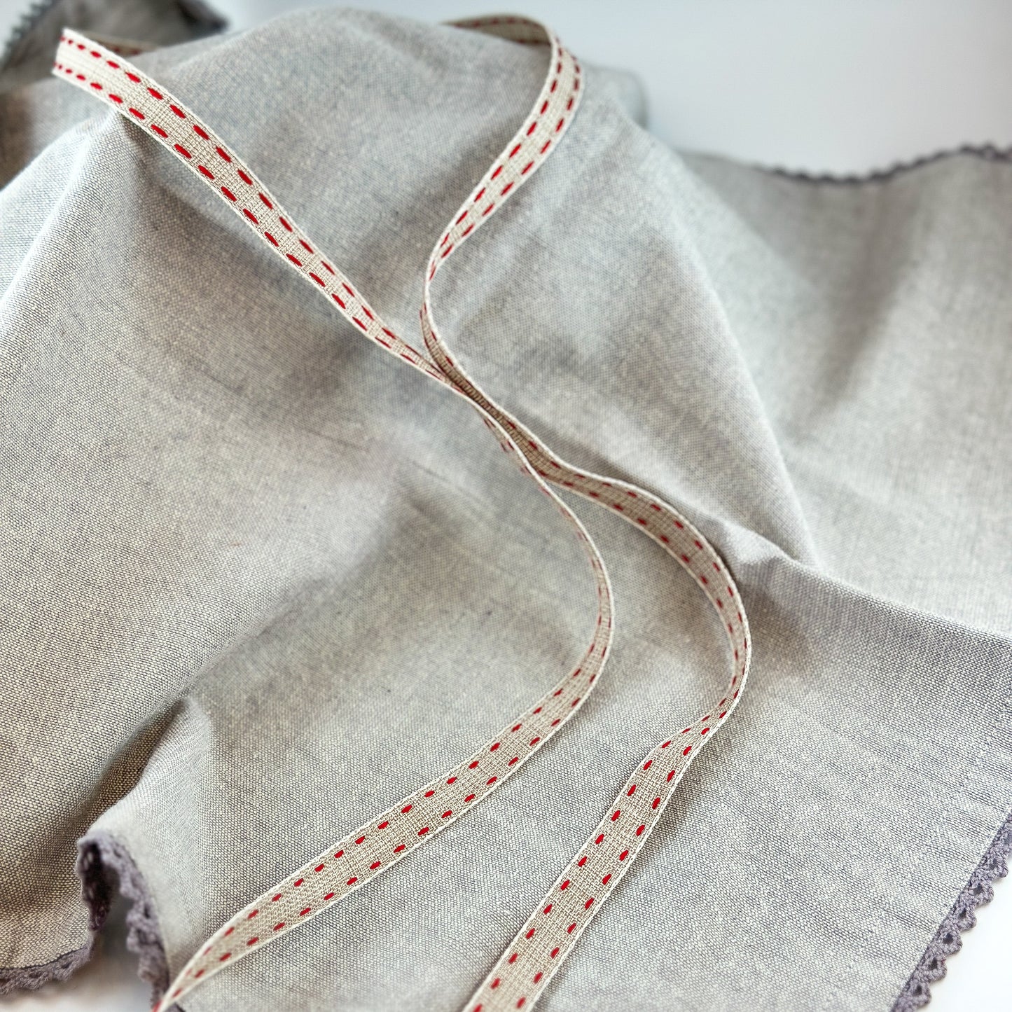 Dekoband "Skandi" Baumwolle Natur Rot 12mm - Wohnen auf dem Land