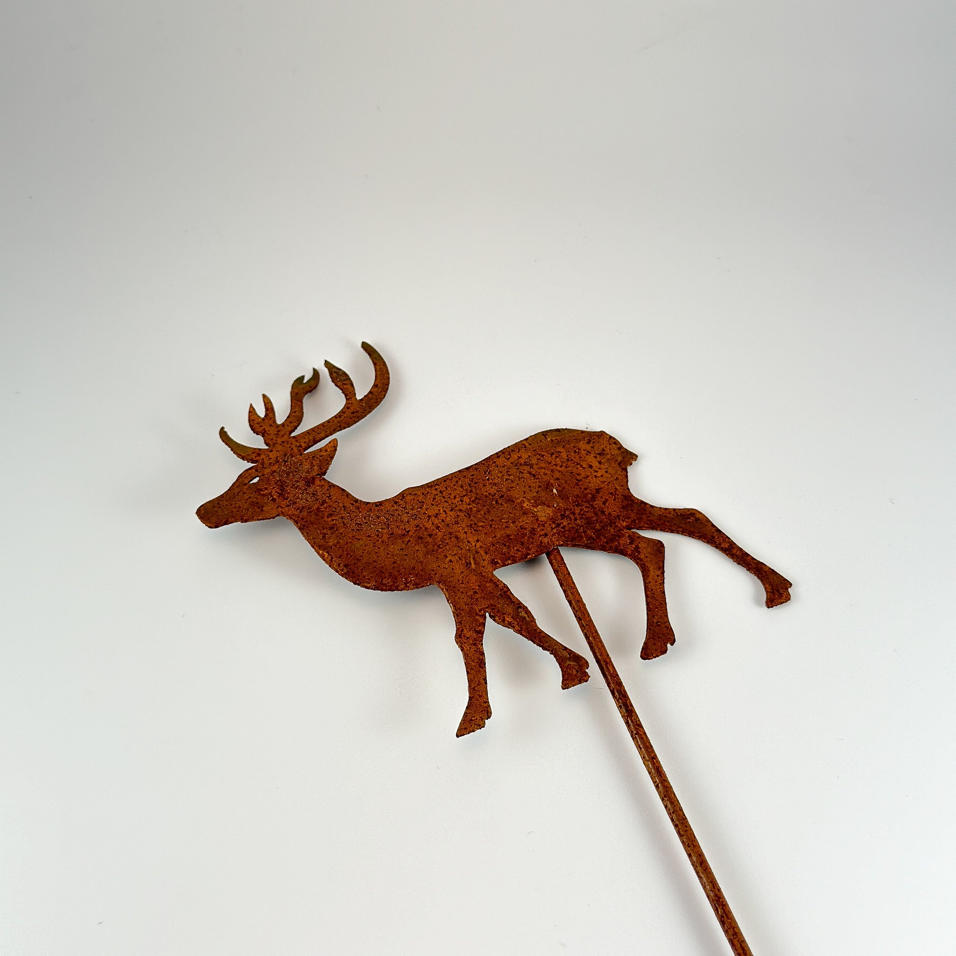 Pflanzenstecker "Hirsch" Metall Rost 35cm - Wohnen auf dem Land