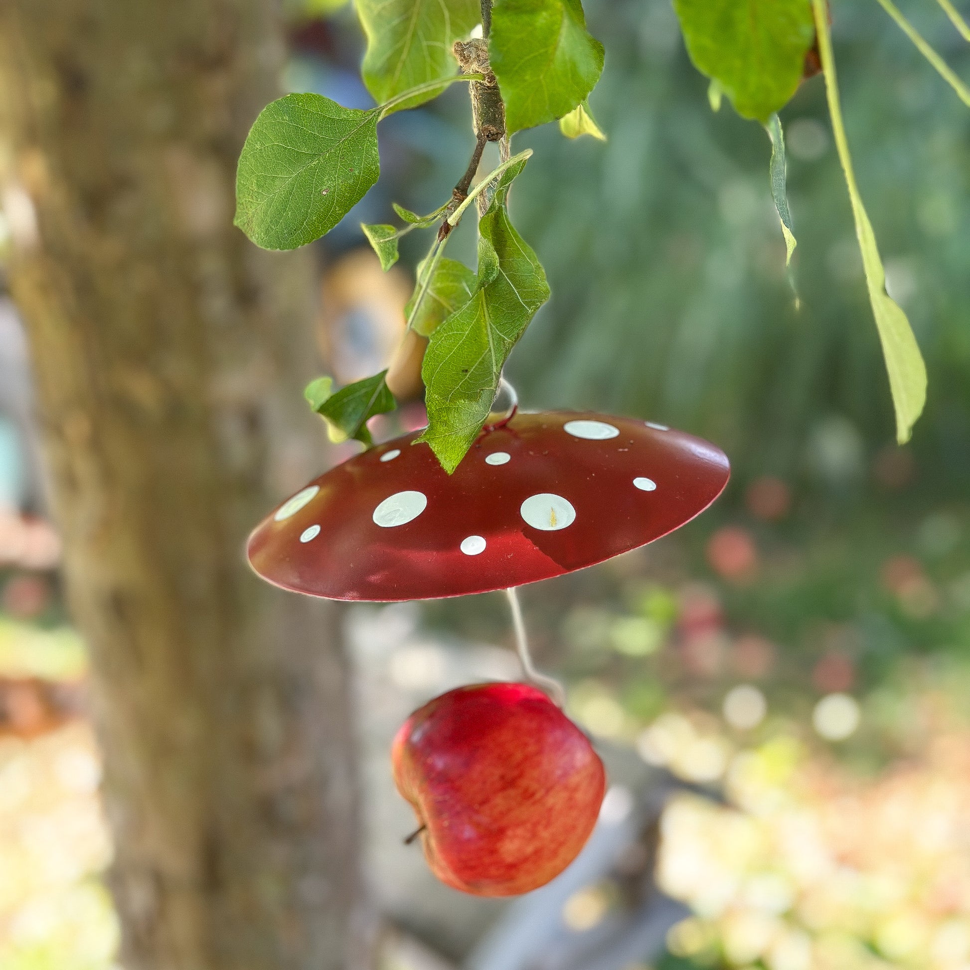 Futterhalter Aufhänger Fliegenpilz "Vogelglück" Metall 14cm - Wohnen auf dem Land