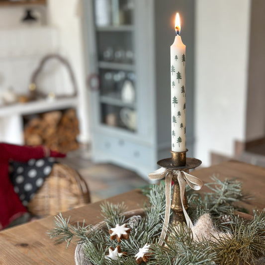 Stabkerze "Tanne" Weiß Tannenbaum Dekor 190x22 - Wohnen auf dem Land