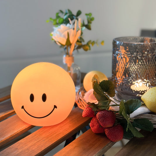 Leuchte Nachtlicht "Glowmoji" Smiley Silikon gelb 13cm - Wohnen auf dem Land