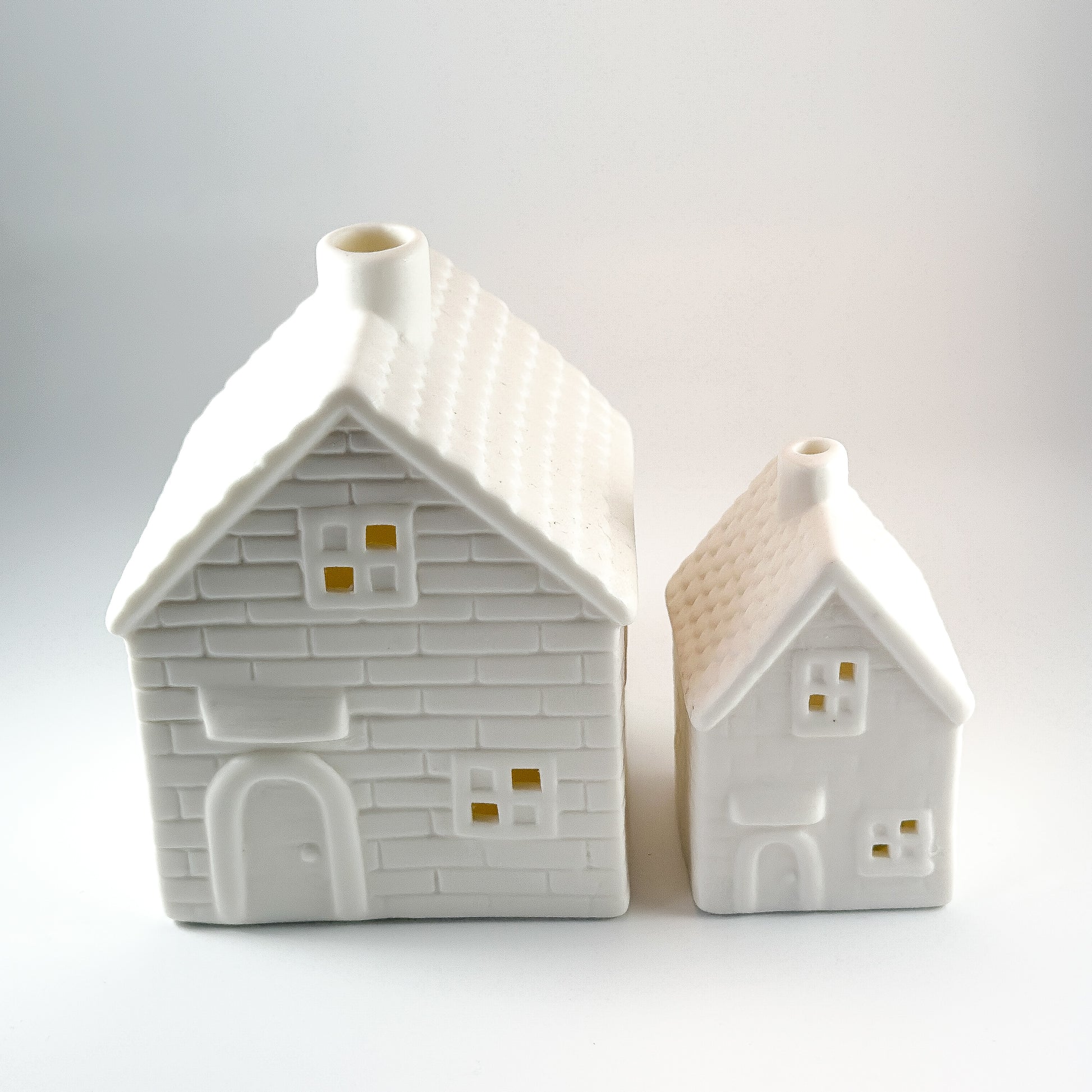 LED Lichthaus "Bricks" Porzellan Tür Rund Weiß 2 Größen - Wohnen auf dem Land