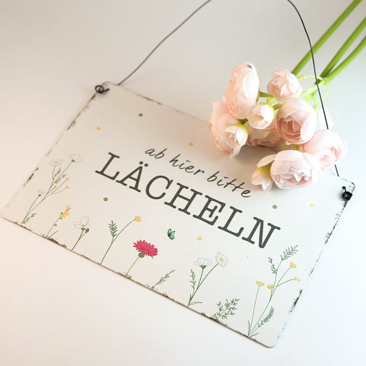 Schild Aufhänger "Lächeln" Metall Vintage Weiß Bunt - Wohnen auf dem Land