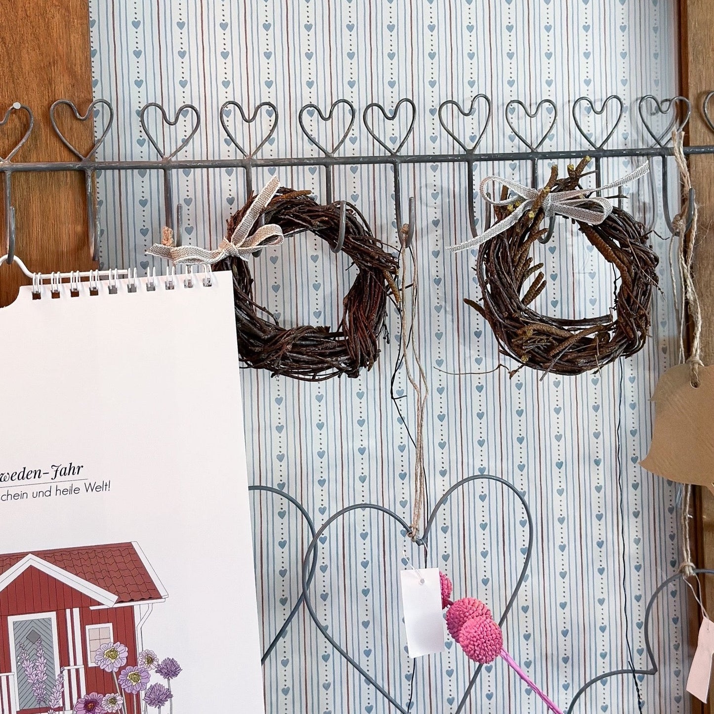 Hakenleiste "Filigrane Herzen" - Wohnen auf dem Land